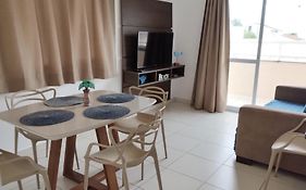 Itaguá - 1 quadra da praia, 2 quartos, 2 banheiros, acomoda 5 pessoas